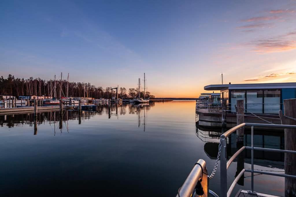 Floatinghouses Peenemuende Exteriér fotografie
