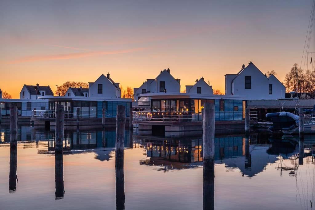 Floatinghouses Peenemuende Exteriér fotografie